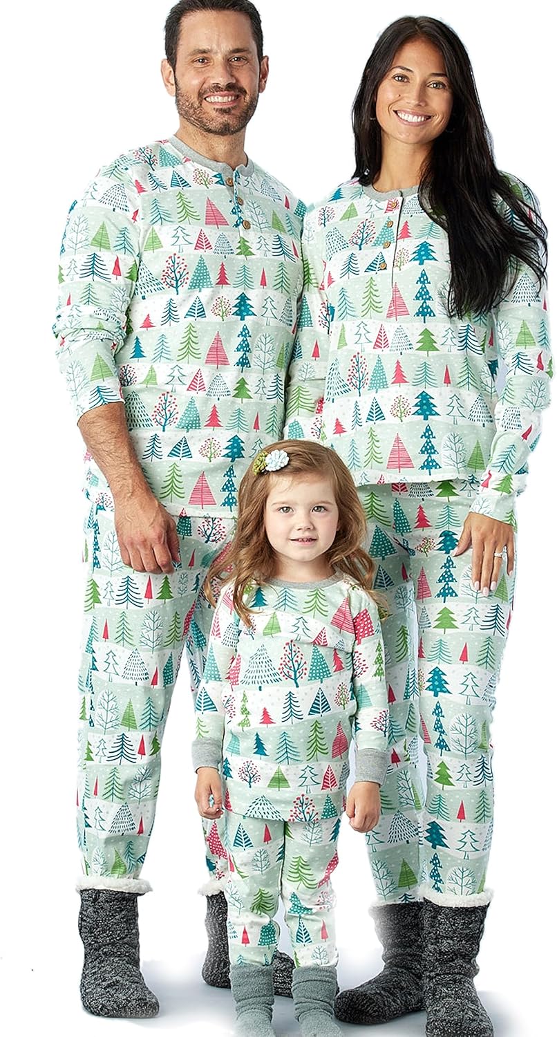 Family Matching Organic Cotton Holiday Pajamas Pet Medium Feelin' Pine