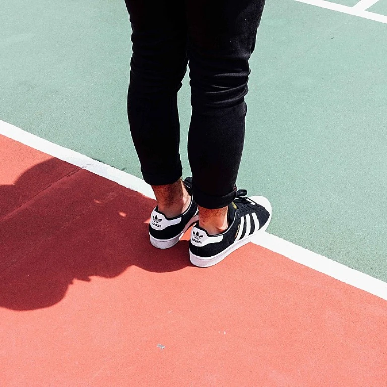 The Charm of the Satchel Hat in Kids Fashion