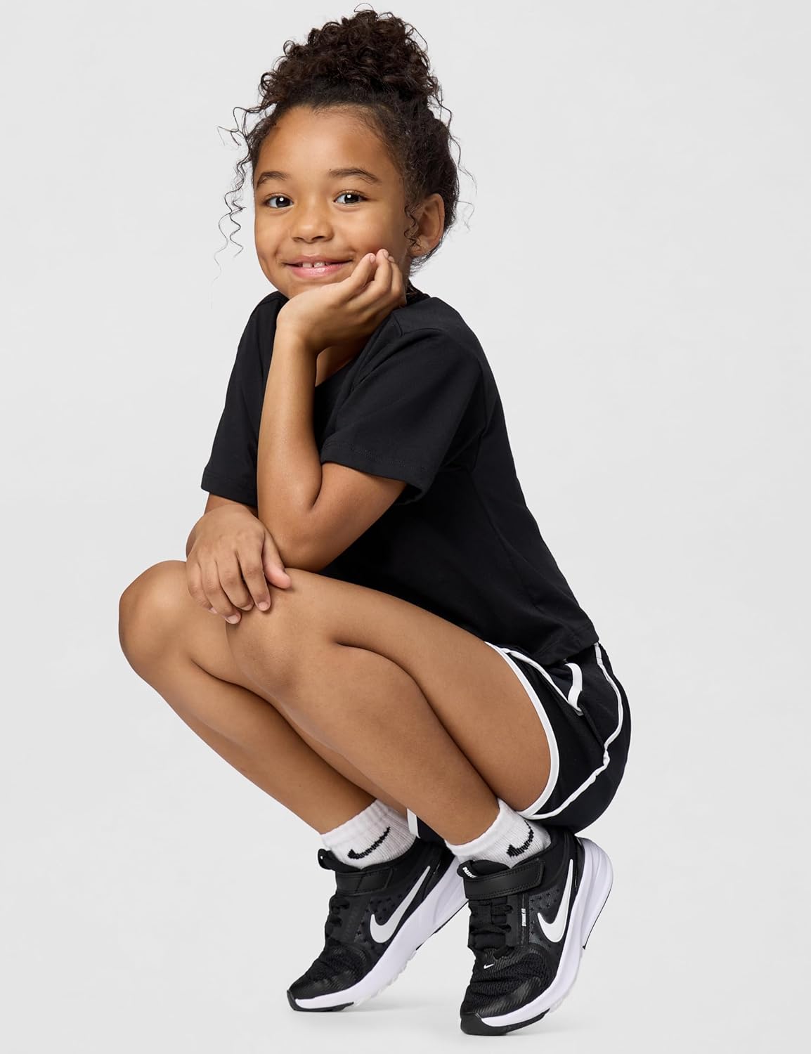 Nike Unisex Kid's Star Runner 5 (Ps) Sneaker 2.5 UK Black Black White Summit White