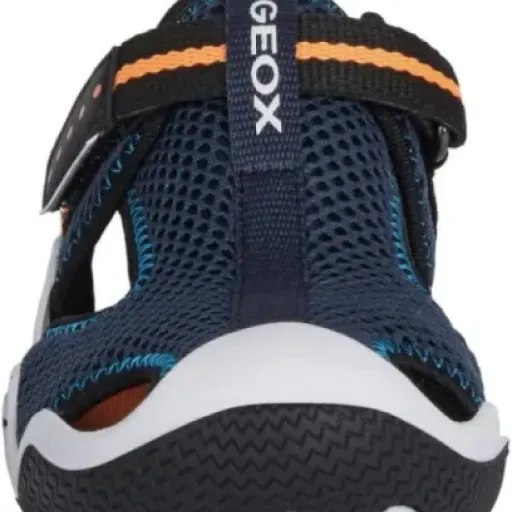 Geox Boy's Jr Wader Sandals Review: breathable closed-toe sandals that can actually handle rough play