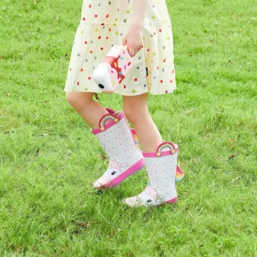 FUNCOO PLUS Toddler Wellies Review: cute unicorn boots that mostly do the job