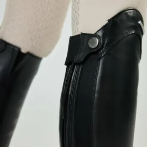 LeMieux Junior Field Riding Boot Review: solid kids’ tall boots that actually feel like adult gear